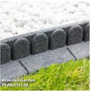 Garden Lawn & Mower Edging - Flexible Recycled Tyre Border