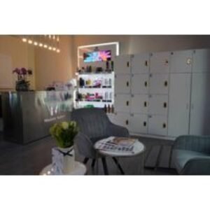 Japanese Head Spa - 45 Minutes or 60 Minutes with Facial | Wowcher