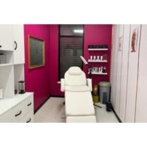 0.5ml Lip Filler - With Consultation & Aftercare - eLavish Aesthetics - Sunderland | Wowcher