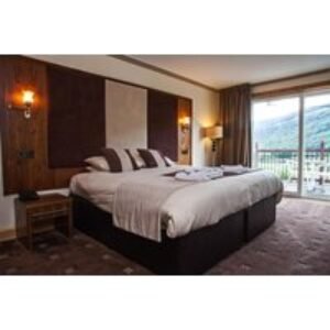 Loch Fyne Getaway with Prosecco & Late Checkout for Two: Dinner & Lochside Cabin Upgrade! at Stagecoach Inn
