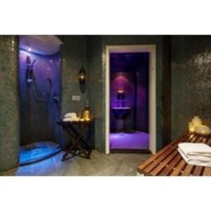 4* East River Spa at Radisson Blue Canary Wharf: £25 For £50 Spend on Spabreaks.com | Wowcher