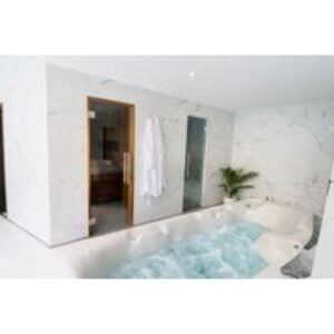 Torquay Spa Getaway at the Anchorage Hotel with Breakfast