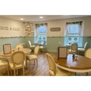 Amble Harbour Sharing Platter and Glass of Wine for 2-4 at Coquet Tea Rooms | Wowcher