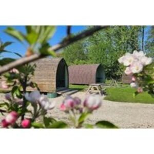 Luxury Yorkshire Glamping Stay For 2 - Including Bottle Of Prosecco On Arrival- Pet-Friendly | Wowcher
