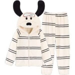 Unisex Black Luxuriously Soft Snoopy- Snuggy Pyjama Set | Wowcher