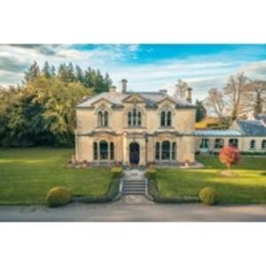 4* Wiltshire Beechfield House Hotel Bed & Breakfast
