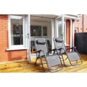 2-Night Apartment Stay in Belfast with Early Check-In