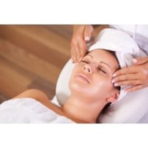 60-Minute Elemis Pamper Package with Facial