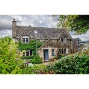 2-Course Sunday Roast & Prosecco for Two at The Ragged Cot | Wowcher