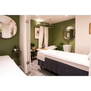 Deluxe Pamper Package with Full Body Massage