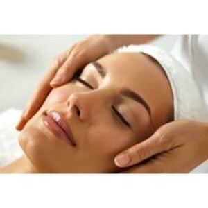 90-Minute Pamper Package with Sea Salt Scrub and Bubbly at 28° Beauty in Trowbridge | Wowcher