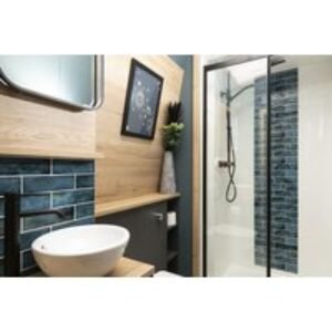 Luxury 2-Night Northamptonshire Glamping Pod Stay for 4 - Private Hot Tub & BBQ Table at Billing Aquadrome | Wowcher