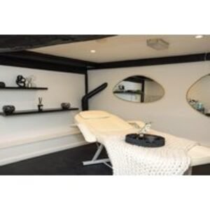 60-Minute Luxury Teeth Whitening Treatment - The Sigma Clinic