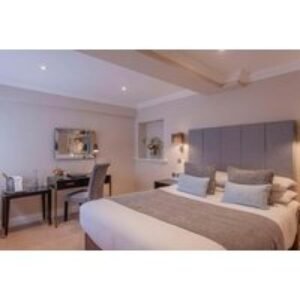 4* Oatlands Park Hotel Surrey Stay for Two with Breakfast