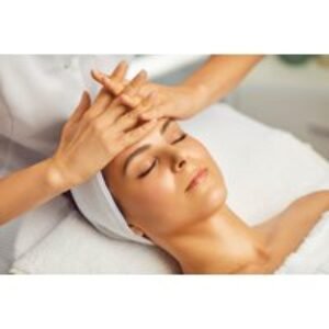 90-Minute Korean Style Facial with Head and Shoulder Massage - Leicester | Wowcher
