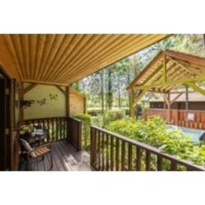 2-3 Night 4* Yorkshire Hot Tub Lodge Stay for 2 at Rocklands Lodge | Wowcher