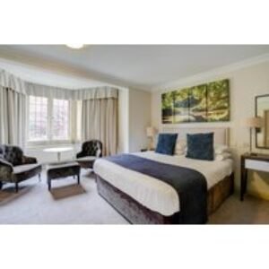 4* Sunday Box Hill Burford Bridge Surrey Stay for 2 with Outdoor Pool Access