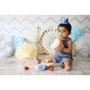 Baby Cake Smash Photoshoot - Manchester - 4 Prints! | Wowcher