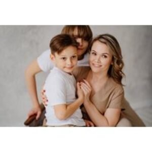 Family Photoshoot & Print - Caerphilly - Dearden Studio | Wowcher