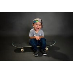 Toddler Photoshoot - Makeover & 3 A4 Prints - Kamera Studios | Wowcher