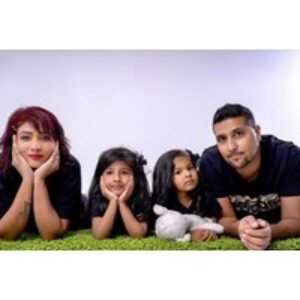 Family Photoshoot - Makeover & 3 A4 Prints - Kamera Studios | Wowcher