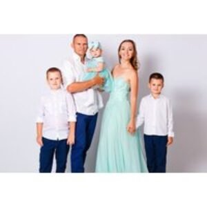 1-Hour Family Photoshoot Session - 2 Scotland Locations | Wowcher
