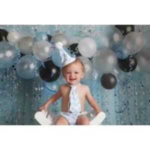 Cakesmash Photoshoot & Print - Xposure Studios | Wowcher