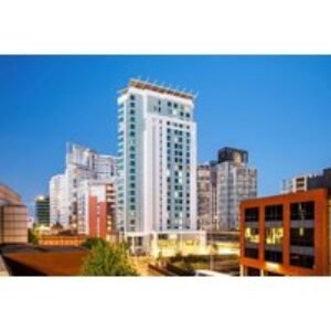 4* Radisson Blu Cardiff City Centre Break For 2: Breakfast