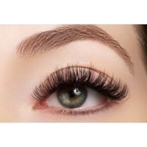 Eyelash Lift & Tint with Optional Eyebrow Wax & Tint at Creme de la Creme