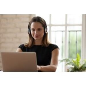 Online Veterinary Support Assistant Course - Holly and Hugo | Wowcher