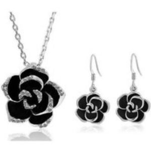 Elegant Black Rose Petals Jewelry Set | Wowcher