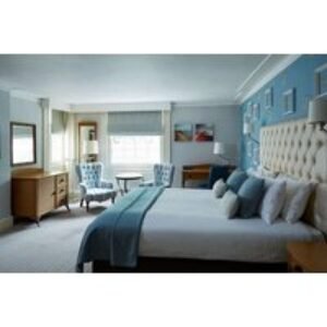 4* Brighton Bed & Breakfast Stay & Prosecco for 2 - Dining Option! | Wowcher