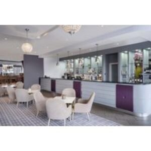 4* Leonardo Hotel Leeds City Centre Stay with Breakfast & Prosecco - UK City Break for Two | Wowcher