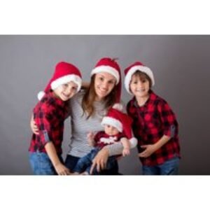 Christmas Family Photoshoot including 3 Images - Kline Studios | Wowcher