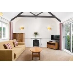 Two-Night Woodford Bridge Country Club Retreat for Up to 6 Guests | Wowcher