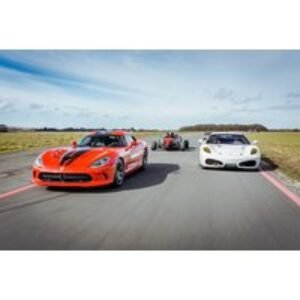 1 Hour Stunt Pro Driving Experience - 8 Laps at Drift Limits