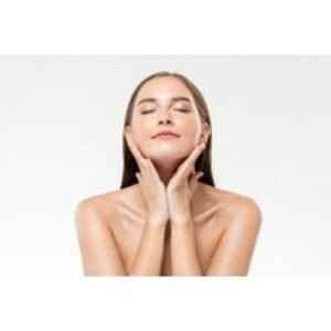 45-Minute Warming Aromatherapy Facial with £10 Voucher at London Ladies Hair & Beauty Clinic