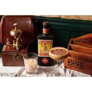5 Walla Chai Tea Cream Liqueur Gift Set with Branded Glass - Wanderlust Drinks Company | Wowcher