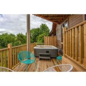 2-3 Night Loch Awe Lodge Stay for up to 6 People with Private Hot Tub & Sauna - NEW APRIL TO AUGUST DATES ADDED! | Wowcher