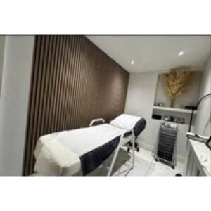 45- or 60-Minute Microneedling Facial with LED Light Therapy & £10 Voucher at Cloud Beauty