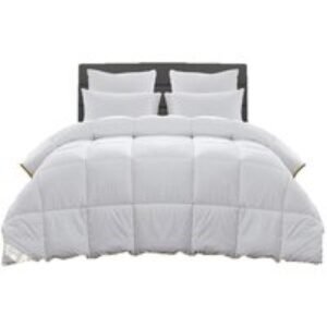 Supersoft Goose Feather & Down Duvets - 4 Sizes & 3 Tog Options | Wowcher