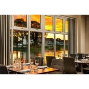 Sunday London Staines-upon-Thames Heathrow T5 City Break: Prosecco