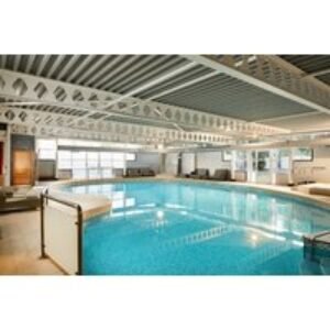 4* Hayling Island Stay For 2 - Breakfast