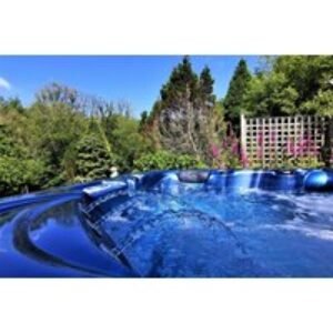 5* Pembrokeshire Seaside Woodland Escape for 2 at Ivy Cottage - Private Hot Tub