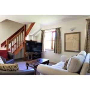 5* Pembrokeshire Seaside Break for 4 at Honeysuckle Cottage - Hot Tub