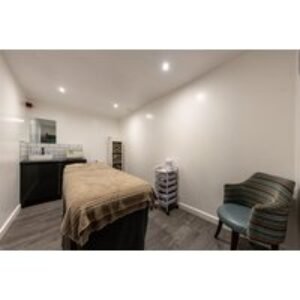4* Spa Day with Treatment and Spa Access - 3D Leisure