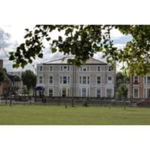 London Finsbury Park Stay For 2 with Breakfast