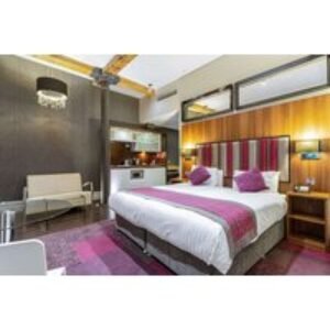 4* Manchester City Aparthotel Break For 2 & Breakfast! | Wowcher