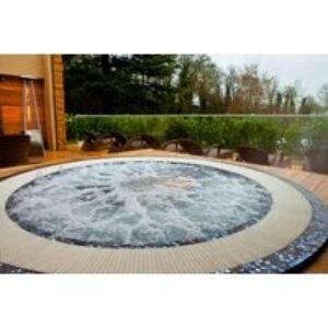 4* Luxury Spa Day with Cream Tea & Voucher at The Club & Spa